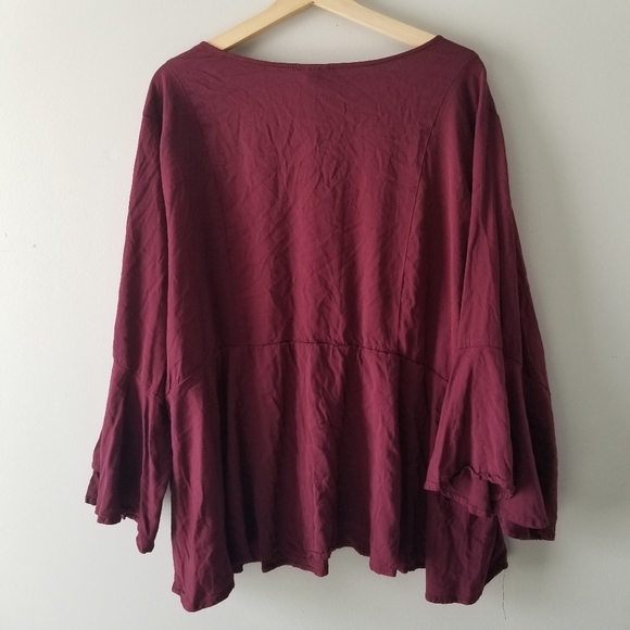 Torrid Maroon Burgundy Hook and Eye Bell Sleeve Top 5 - Picture 10 of 10